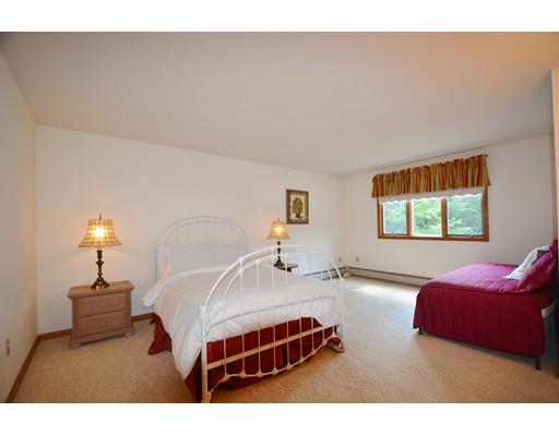 99 Jacobs Hollow Road,Becket,Massachusetts 01223,3 Bedrooms Bedrooms,2 BathroomsBathrooms,Single family,Jacobs Hollow Road,72369572