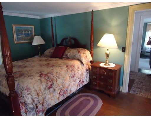 5 Fairhaven Rd,Mattapoisett,Massachusetts 02739,3 Bedrooms Bedrooms,2 BathroomsBathrooms,Single family,Fairhaven Rd,72354995