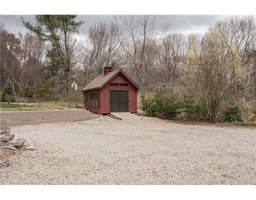 120 Colwell Rd,Burrillville,Rhode Island 02830,3 Bedrooms Bedrooms,4 BathroomsBathrooms,Single family,Colwell Rd,72321044
