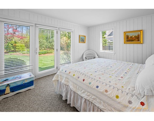 70 Bayberry Way, Barnstable, Massachusetts 02655, 7 Bedrooms Bedrooms, ,5 BathroomsBathrooms,Single family,For Sale,Bayberry Way,72986490
