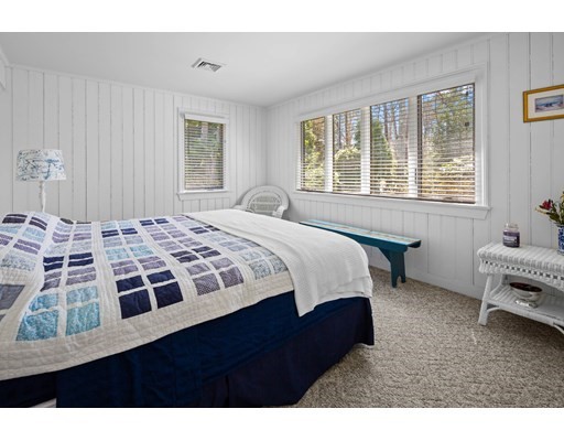 70 Bayberry Way, Barnstable, Massachusetts 02655, 7 Bedrooms Bedrooms, ,5 BathroomsBathrooms,Single family,For Sale,Bayberry Way,72986490