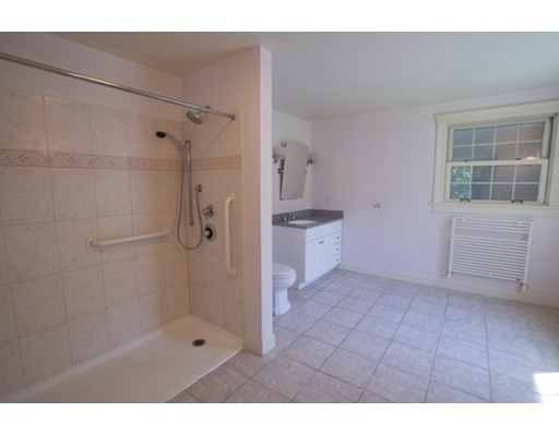 25 Bayberry Lane, Northampton, Massachusetts 01062, 5 Bedrooms Bedrooms, ,6 BathroomsBathrooms,Single family,For Sale,Bayberry Lane,73001347