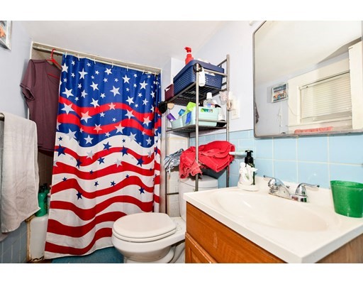170 Wareham Rd, Marion, Massachusetts 02738, 3 Bedrooms Bedrooms, ,1 BathroomBathrooms,Single family,For Sale,Wareham Rd,73012104