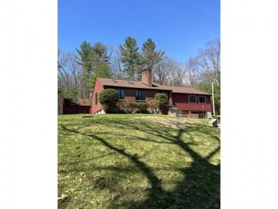 621 Depot Rd., Boxborough, Massachusetts 01719, 4 Bedrooms Bedrooms, ,2 BathroomsBathrooms,Single family,For Sale,Depot Rd.,72970732