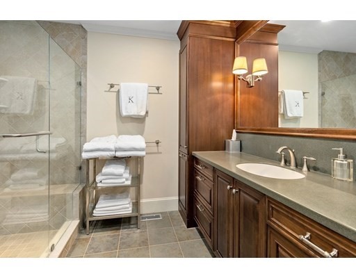 7 Pine Summit Cir, Weston, Massachusetts 02493, 5 Bedrooms Bedrooms, ,4 BathroomsBathrooms,Single family,For Sale,Pine Summit Cir,73025100