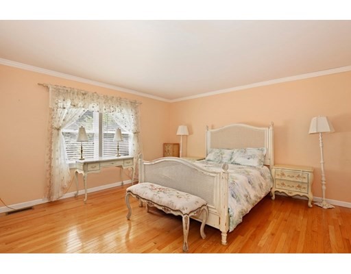10 Juniper Wood Dr, Haverhill, Massachusetts 01832, 3 Bedrooms Bedrooms, ,2 BathroomsBathrooms,Single family,For Sale,Juniper Wood Dr,73020173