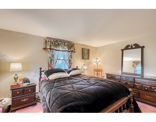 49 Windmill Lane, Barnstable, Massachusetts 02635, 3 Bedrooms Bedrooms, ,2 BathroomsBathrooms,Single family,For Sale,Windmill Lane,73026963
