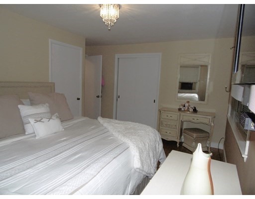 82 Reservoir Street, Northborough, Massachusetts 01532, 3 Bedrooms Bedrooms, ,2 BathroomsBathrooms,Single family,For Sale,Reservoir Street,73031877