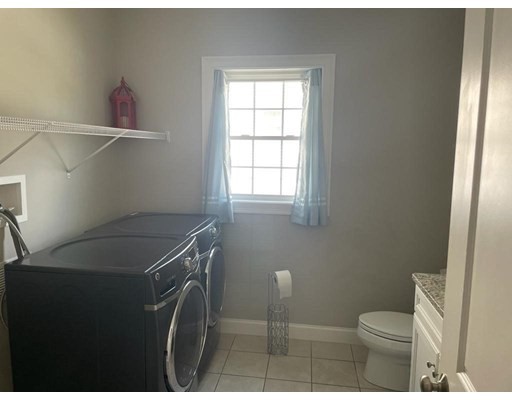 1 Sadie Ln, Methuen, Massachusetts 01844, 4 Bedrooms Bedrooms, ,2 BathroomsBathrooms,Single family,For Sale,Sadie Ln,73020712