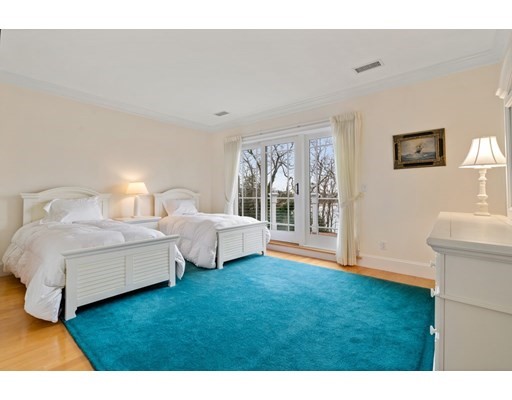100 Garnet Ave, Falmouth, Massachusetts 02556, 5 Bedrooms Bedrooms, ,4 BathroomsBathrooms,Single family,For Sale,Garnet Ave,73033226