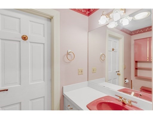 29 Pleasant St, West Newbury, Massachusetts 01985, 5 Bedrooms Bedrooms, ,4 BathroomsBathrooms,Single family,For Sale,Pleasant St,73033291