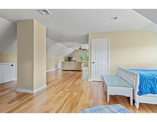 2 Summersea Lane, Mashpee, Massachusetts 02649, 3 Bedrooms Bedrooms, ,2 BathroomsBathrooms,Single family,For Sale,Summersea Lane,73024896