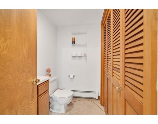 30 Glennview st, Upton, Massachusetts 01568, 3 Bedrooms Bedrooms, ,2 BathroomsBathrooms,Single family,For Sale,Glennview st,73018850