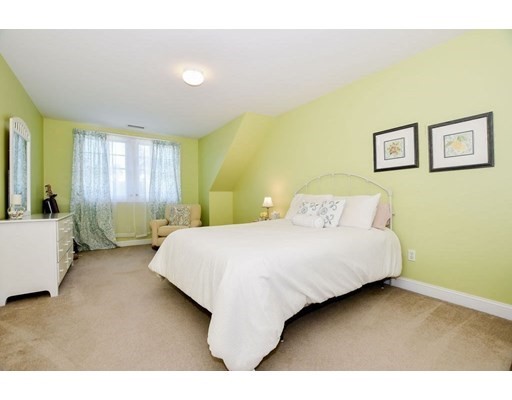 2 Teel Street, Marion, Massachusetts 02738, 4 Bedrooms Bedrooms, ,3 BathroomsBathrooms,Single family,For Sale,Teel Street,73011434