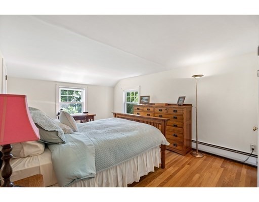 6 Smith Street, Marblehead, Massachusetts 01945, 3 Bedrooms Bedrooms, ,1 BathroomBathrooms,Single family,For Sale,Smith Street,73020337
