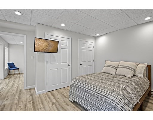 3 Abbott Ave, Sharon, Massachusetts 02067, 5 Bedrooms Bedrooms, ,4 BathroomsBathrooms,Single family,For Sale,Abbott Ave,73031835