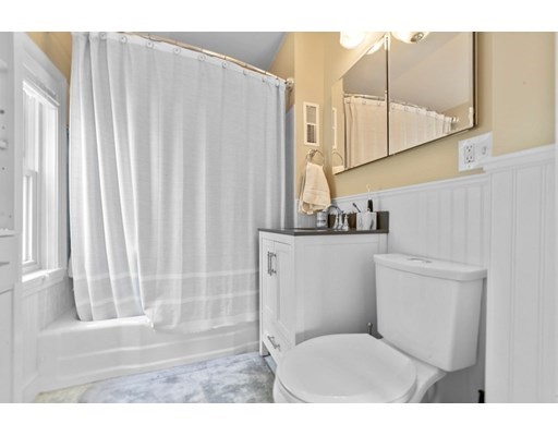 6 Harris St, Beverly, Massachusetts 01915, 3 Bedrooms Bedrooms, ,2 BathroomsBathrooms,Single family,For Sale,Harris St,73033126