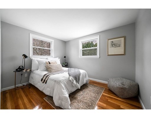 440 Shawsheen St, Tewksbury, Massachusetts 01876, 3 Bedrooms Bedrooms, ,1 BathroomBathrooms,Single family,For Sale,Shawsheen St,73033189