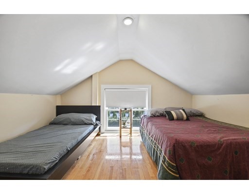 6 Fairview Ave, Swampscott, Massachusetts 01907, 3 Bedrooms Bedrooms, ,1 BathroomBathrooms,Single family,For Sale,Fairview Ave,73033368
