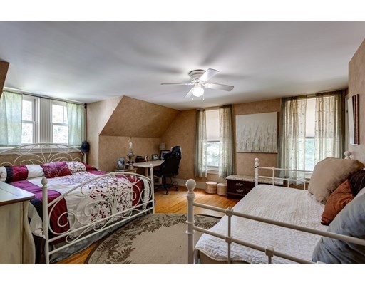 68 High St, Northbridge, Massachusetts 01588, 3 Bedrooms Bedrooms, ,2 BathroomsBathrooms,Single family,For Sale,High St,73019587