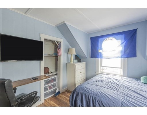 15 Common Street, Weymouth, Massachusetts 02188, 3 Bedrooms Bedrooms, ,1 BathroomBathrooms,Single family,For Sale,Common Street,73026960