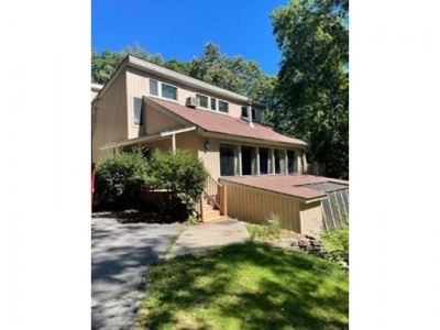 16 Partridge Hill Rd, Dudley, Massachusetts 01571, 4 Bedrooms Bedrooms, ,3 BathroomsBathrooms,Single family,For Sale,Partridge Hill Rd,73032075