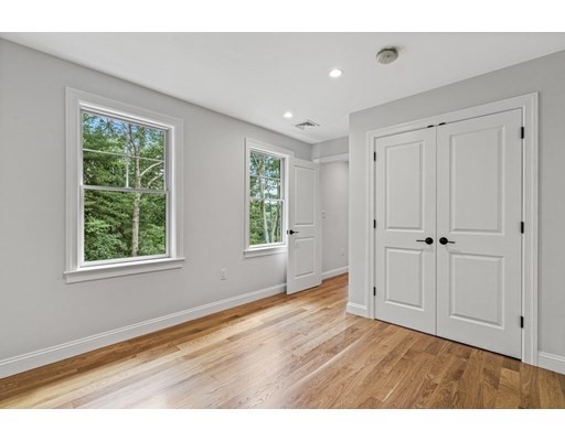 1 Wildwood Street, Wakefield, Massachusetts 01880, 4 Bedrooms Bedrooms, ,3 BathroomsBathrooms,Single family,For Sale,Wildwood Street,73030004