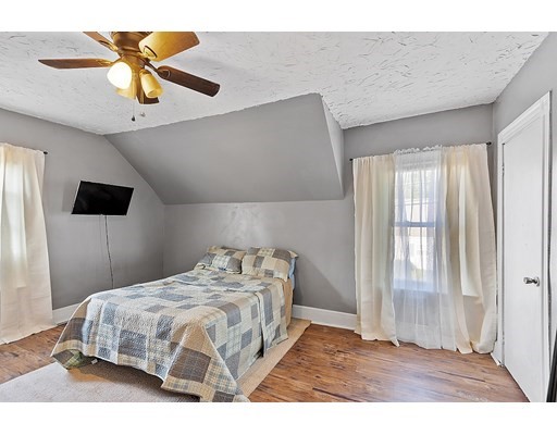 5 Nutting Street, Gardner, Massachusetts 01440, 4 Bedrooms Bedrooms, ,2 BathroomsBathrooms,Single family,For Sale,Nutting Street,73030564