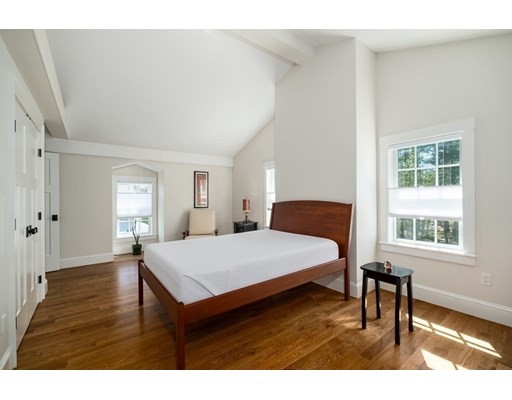 53 Spofford Street, Newburyport, Massachusetts 01950, 5 Bedrooms Bedrooms, ,3 BathroomsBathrooms,Single family,For Sale,Spofford Street,72986131