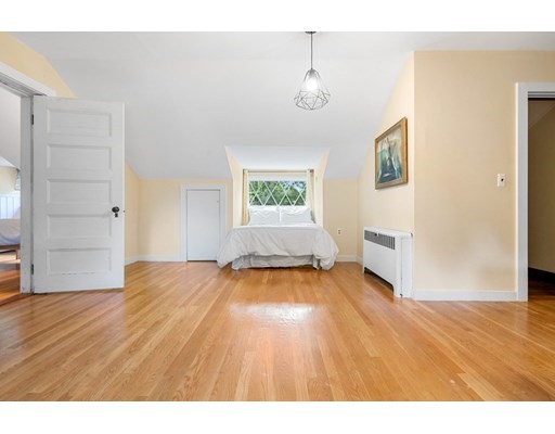 18 Ballast Ln, Marblehead, Massachusetts 01945, 4 Bedrooms Bedrooms, ,2 BathroomsBathrooms,Single family,For Sale,Ballast Ln,73024722