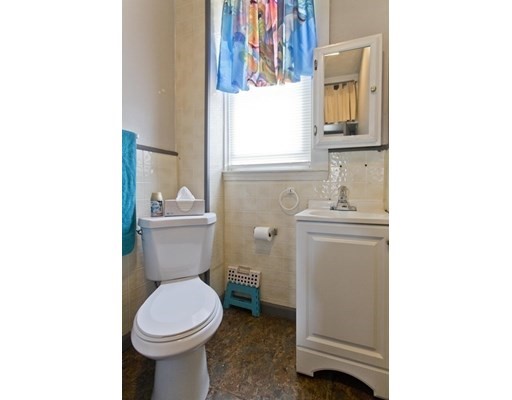 360 Chicopee, Chicopee, Massachusetts 01013, 3 Bedrooms Bedrooms, ,1 BathroomBathrooms,Single family,For Sale,Chicopee,72972912