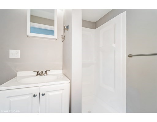 27 D St, Hull, Massachusetts 02045, 3 Bedrooms Bedrooms, ,2 BathroomsBathrooms,Single family,For Sale,D St,72973652