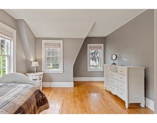 59 Old Mystic Street, Arlington, Massachusetts 02474, 4 Bedrooms Bedrooms, ,2 BathroomsBathrooms,Single family,For Sale,Old Mystic Street,73001886