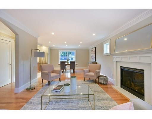 1 Sherman Terrace, Woburn, Massachusetts 01801, 5 Bedrooms Bedrooms, ,4 BathroomsBathrooms,Single family,For Sale,Sherman Terrace,73043202