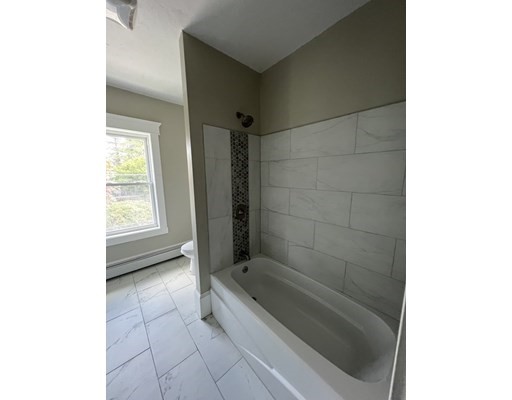 330 Maple St, New Bedford, Massachusetts 02740, 7 Bedrooms Bedrooms, ,2 BathroomsBathrooms,Single family,For Sale,Maple St,73043206