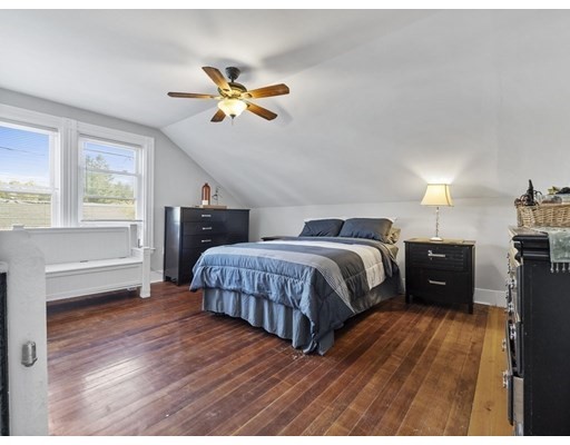 105 Warren Ave, Boston, Massachusetts 02136, 4 Bedrooms Bedrooms, ,2 BathroomsBathrooms,Single family,For Sale,Warren Ave,73043297