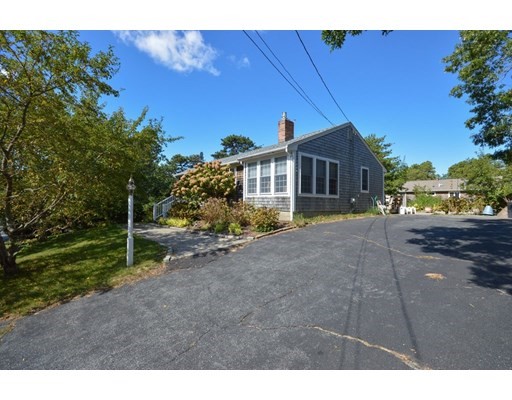 36 Seagrove Road, Dennis, Massachusetts 02660, 2 Bedrooms Bedrooms, ,1 BathroomBathrooms,Single family,For Sale,Seagrove Road,73043310