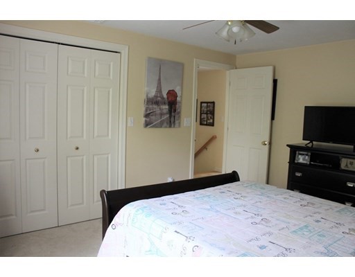 218 Mendon St, Blackstone, Massachusetts 01504, 3 Bedrooms Bedrooms, ,2 BathroomsBathrooms,Single family,For Sale,Mendon St,73043328