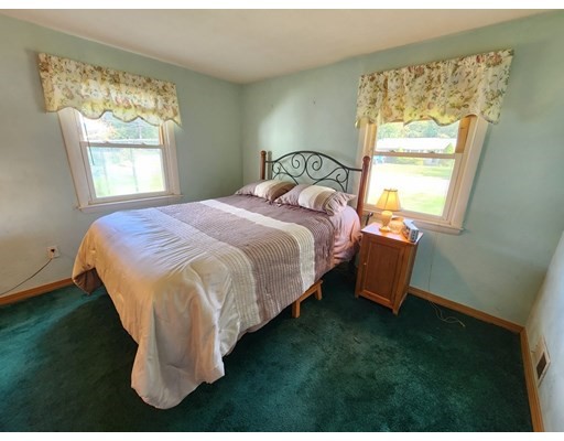 16 Nadine Rd, Brockton, Massachusetts 02302, 3 Bedrooms Bedrooms, ,1 BathroomBathrooms,Single family,For Sale,Nadine Rd,73043359