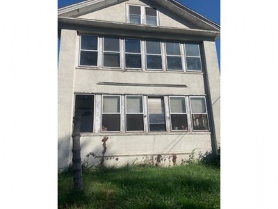 Address not available!, 4 Bedrooms Bedrooms, ,2 BathroomsBathrooms,Multi-family,For Sale,Everett Street,73043546