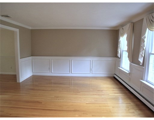 145 Parker Rd, Framingham, Massachusetts 01702, 4 Bedrooms Bedrooms, ,2 BathroomsBathrooms,Residential Rental,For Sale,Parker Rd,73043549