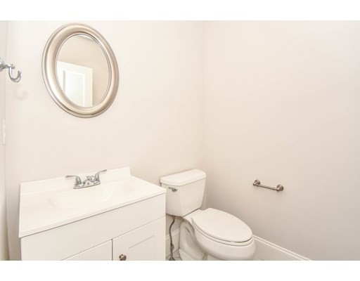 55 Phillips St, Watertown, Massachusetts 02472, 4 Bedrooms Bedrooms, ,2 BathroomsBathrooms,Residential Rental,For Sale,Phillips St,73043552